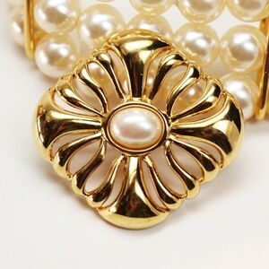 Monet Pearl Brooch
